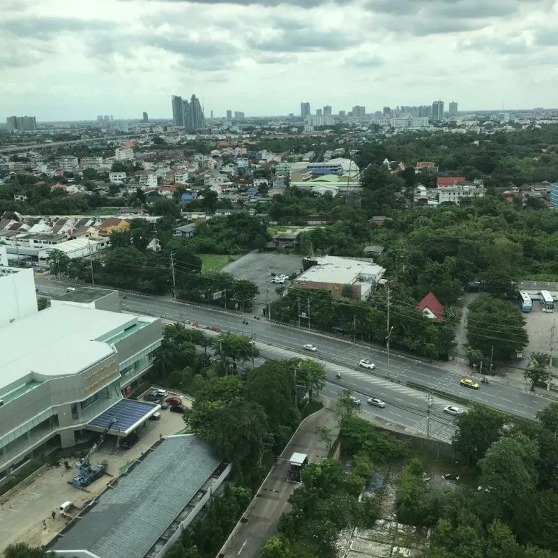 ขาย เซ็นทริค ซีน รัชวิภา ชั้นสูง ห้องกว้าง มีพื้นที่ใช้สอย เฟอร์นิเจอร์ จองด่วน