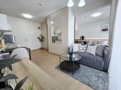 Selling A Space Sukhumvit 77, beautiful minimalist-style unit with waterproof SPC flooring (non-swelling) and well-partitioned rooms. Don't miss out! images