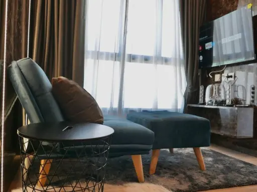 For rent The Tree Hua mark, 20th floor room, city view, built-in, beautiful, luxurious, good looking, very livable, don't miss it, reserve now.