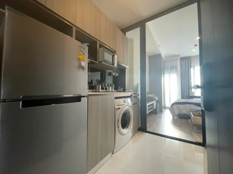 For rent or sale, Knightsbridge Prime On Nut, 20th floor, beautiful room, very nice decoration, hurry to book now, don't miss it.