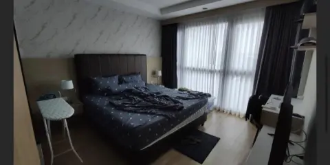 ขาย ลัดดา พลัส ศรีราชา ห้องแต่งผนังเริศๆ น่านอน เฟอร์นิเจอร์พร้อมอยู่ มาแต่ตัวเข้าอยู่ได้เลย