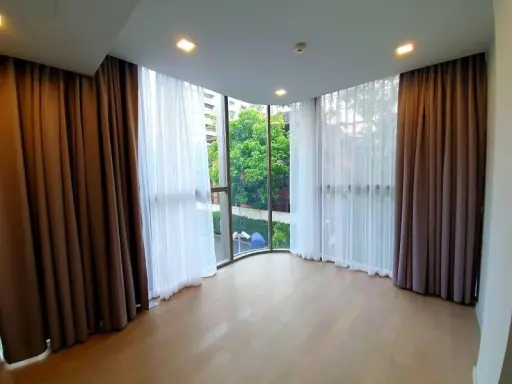 Sell / rent Ashton Residence 41, 3 bedrooms, 3 bathrooms, large room location, beautiful view, come first come first served.