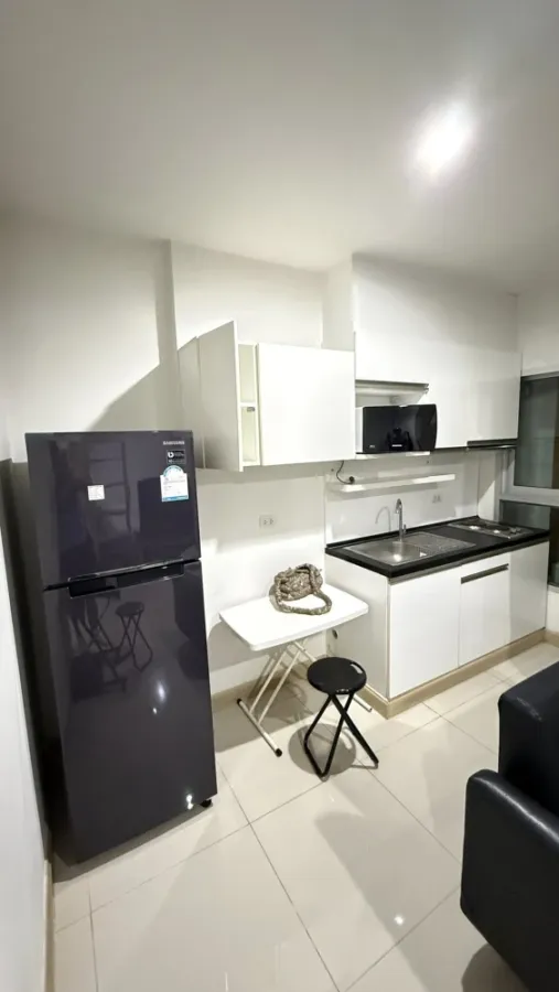 Condo for rent: The Parkland Taksin-Thapra. Spacious room, great living space, convenient and complete in one place. Reserve now!
