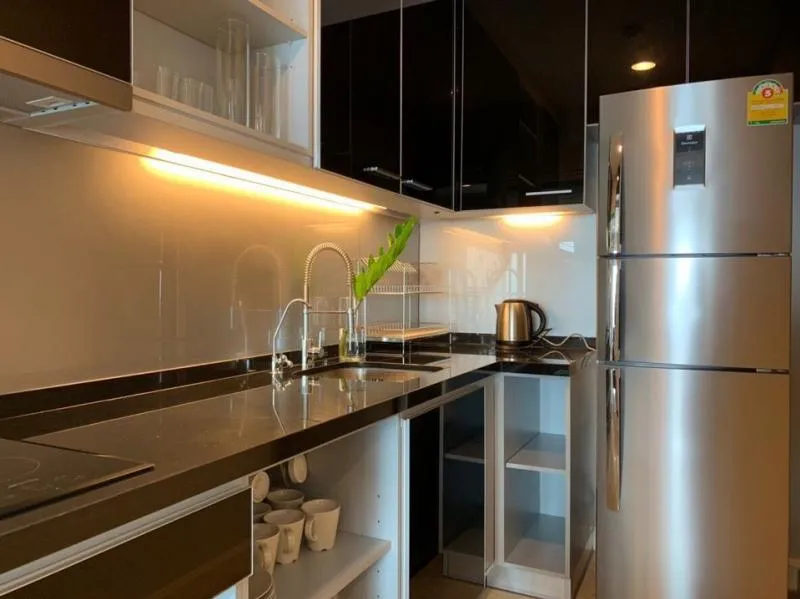 Condo for sale, The Crest Sukhumvit 34, 22nd floor, beautiful view, 2 bedrooms, easy to travel, near the BTS, do not miss!