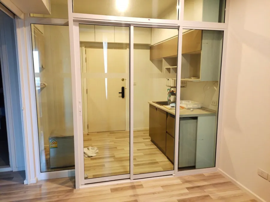 Sale/Rent Condo The Key Sathorn Ratchapruek. Nice decorated room. We have everything done here, 19th floor, beautiful view. If interested, you need to
