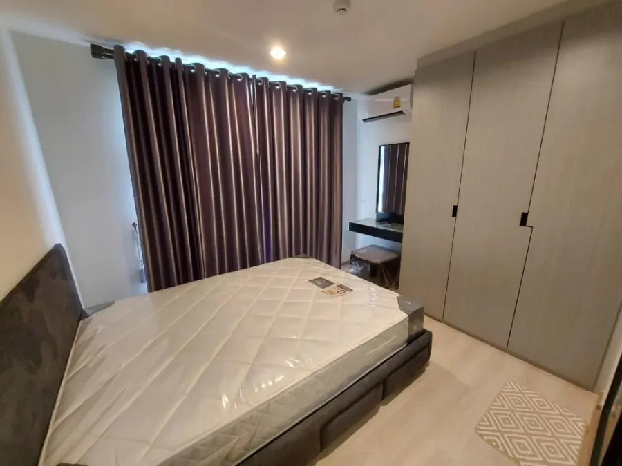 ปล่อยเช่า ไรส์ พระราม9 ห้องโทนขาวสะอาดตา เครื่องใช้ไฟฟ้าครบ พร้อมอยู่ หิ้วกระเป๋าเข้ามาได้เลยจ้า