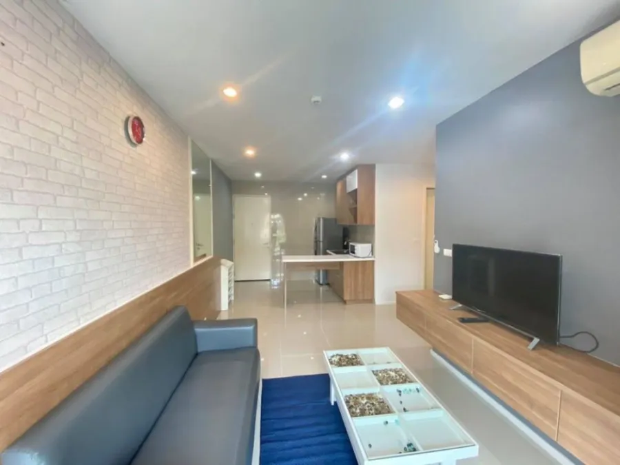 For rent, Happy Condo Ladprao 101, corner room, private, ready to move in, don't miss it