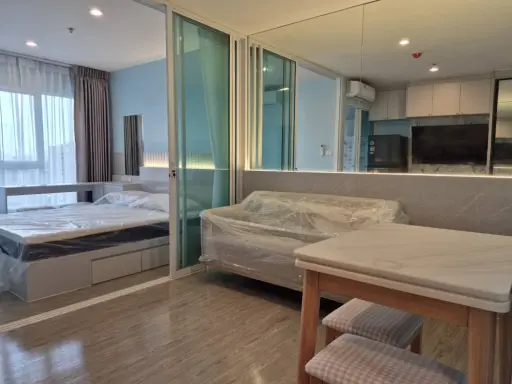 For rent: Regent Home Bangna, ready to move in, clearly separated, great price, hurry and reserve now, don't delay.