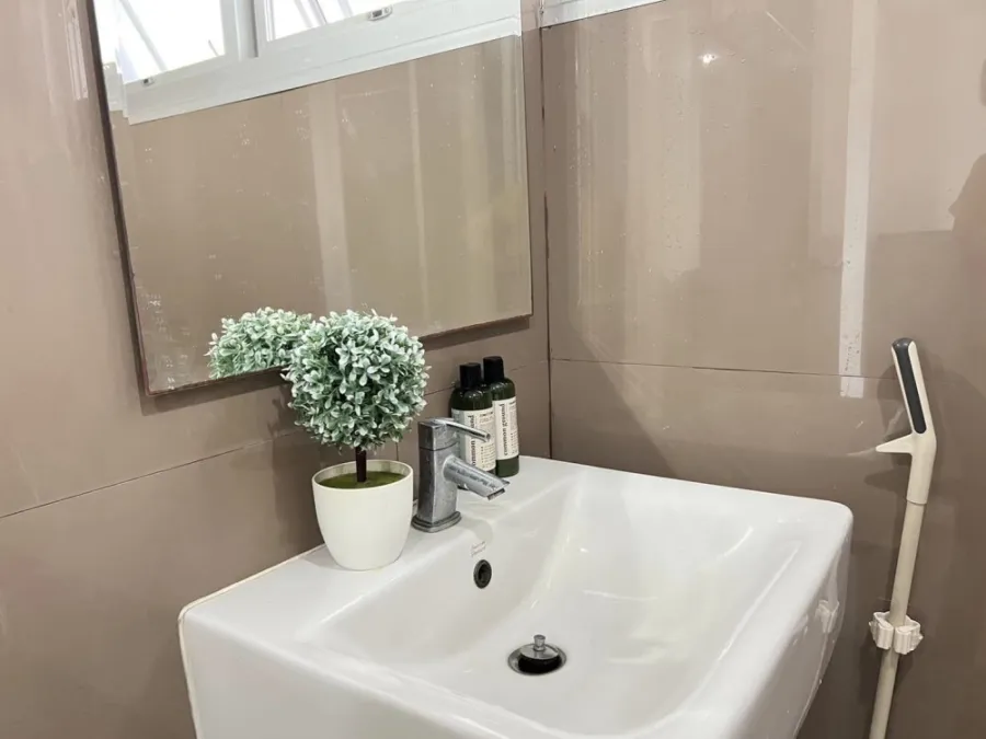 ขาย swift condo เอแบคบางนา ห้องมุม เครื่องใช้ไฟฟ้าและเฟอร์นิเจอร์ครบชุด จองเลยจ้า