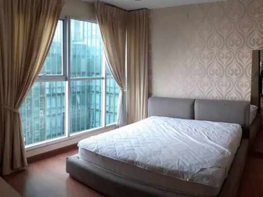 ให้เช่า/ขาย The Address Siam ห้องกว้างมาก ติดวอลเปเปอร์ทั้งห้อง Fully furnished จองก่อนได้ก่อนจร้า