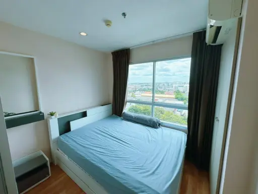 For rent: Lumpini Park Phetkasem 98, ready to move in, high floor, furnished, just bring your own luggage and move in.