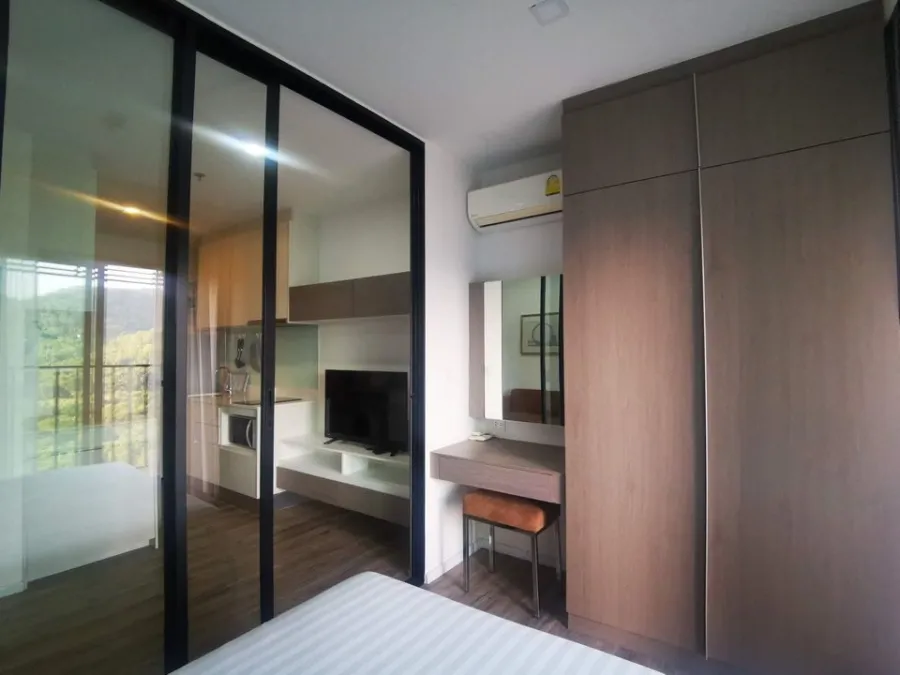 For rent: Knightsbridge The Ocean Sriracha, 15th floor, natural view, extremely beautiful mountains, low price that you shouldn't miss.