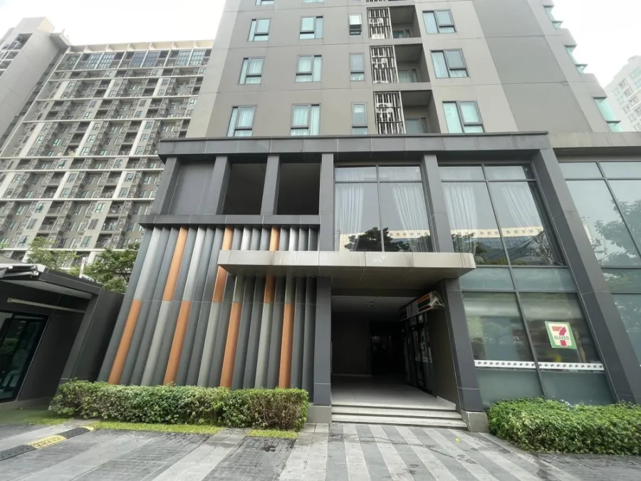 Condo for sale, Centric Ratchada-Huay Kwang, 1 bedroom, 1 bathroom, fully furnished, high view, book now.