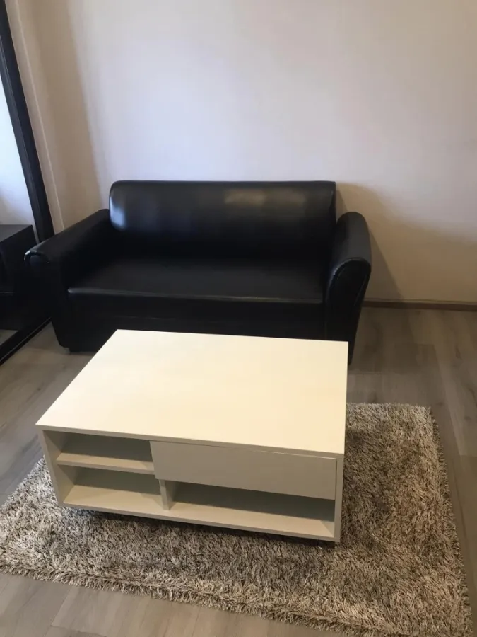 Condo for rent, The Politan Rive, nice room, divided into sections. Separated into zones perfectly. Good price. Hurry and reserve.