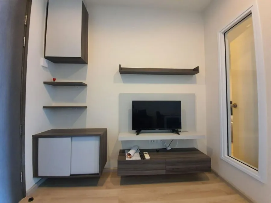 Sell ​​​​Centric Centric Ratchada-Huay Kwang, 23rd floor, high zone, providing privacy and quiet. If interested, reserve now.