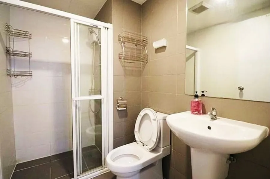 Sell / rent Condo The Cabana Modern Resort Condominium, beautiful room, fully furnished, with balcony.