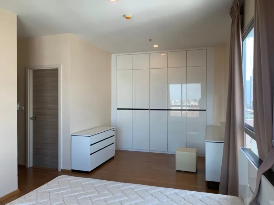 Condo for sale, Hive Taksin, fully furnished and electrical appliances, beautiful room, can't miss it, hurry up
