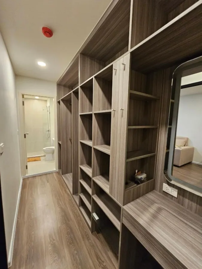 ให้เช่า The Origin Ramintra 83 Station ห้องมุมเป็น Walk-in closet สะดวกครบจบที่นี่ รีบมาจองเลย