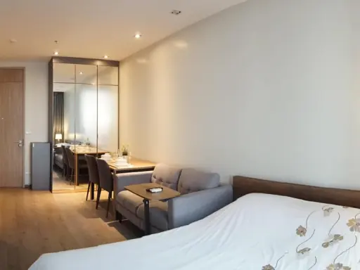 For rent, Park 24 Origin Phrom Phong, well decorated room. Homey is very nice. Good location, convenient travel, don't miss it!!