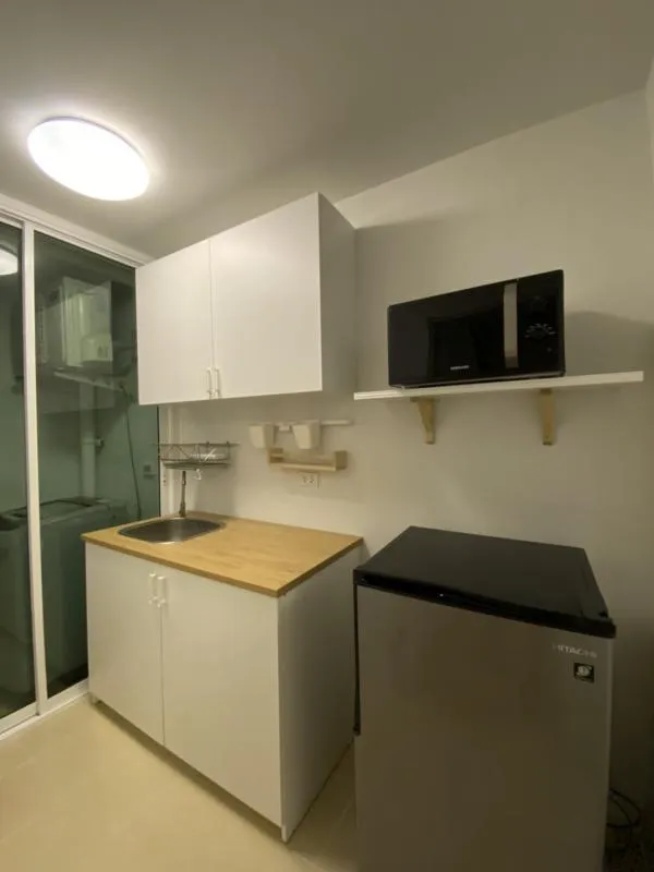 Wow, very nice room. Sale Plum Condo Phaholyothin 89, well decorated. full furniture Good room like this. Hurry up.