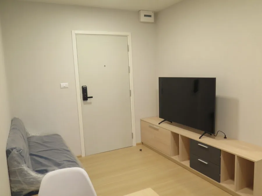For rent plum condo rangsit alive 2 ตึก B ชั้น 6 วิวสระแจ่มๆ พร้อมทีวีจอใหญ่มากก ไม่จองพลาดสุดๆ ด่วน