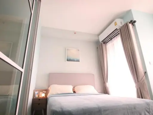 Minimal style, using soft pastel colors. Looks very mundane, for rent Chapter One Eco Ratchada-Huay Kwang, so cute!!