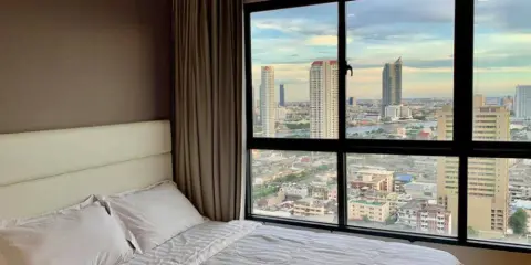 ให้เช่า คอนโด Urbano Absolute Sathon-Taksin ห้องตกแต่งอย่างดี ได้นอนชิวดูวิวสวยๆ ดีแบบนี้ไม่จองพลาด