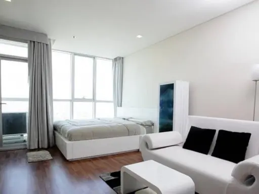 Condo for rent, Le Luxe condominium, beautiful view, unblocked, decorated in B&W tones, simple but hidden with taste.