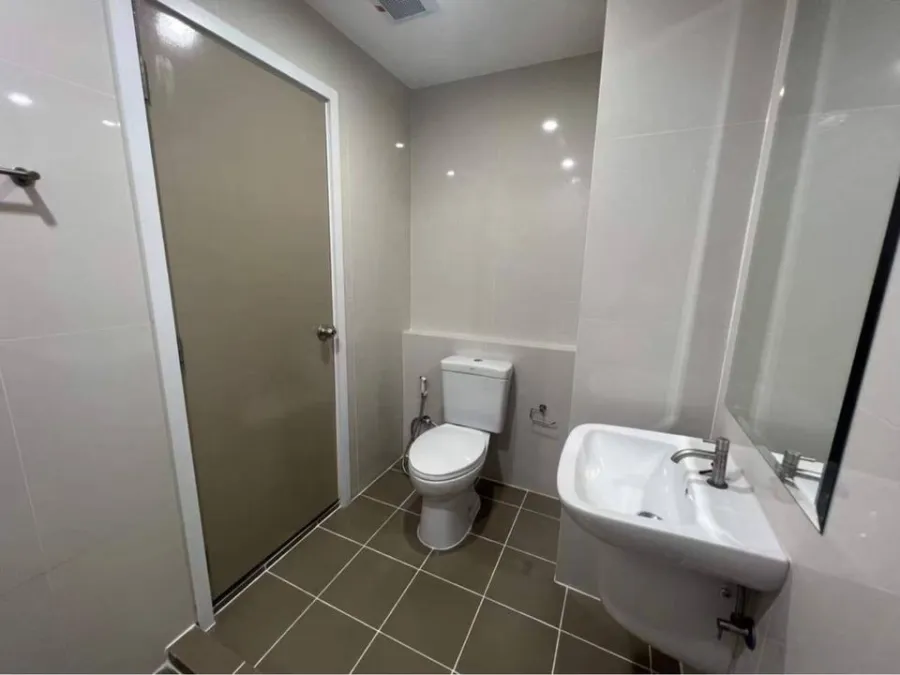 Selling Lesto Sukhumvit 113, empty room, 8th floor, good price, decoration line, room must hurry and reserve now, don't miss it