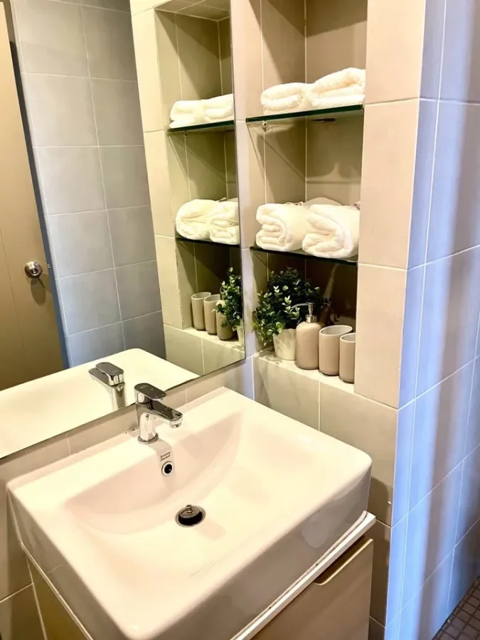 Condo for rent or sale at Ideo O2, Studio room, 21st floor, city view, great price, hurry and reserve now, don't miss out!