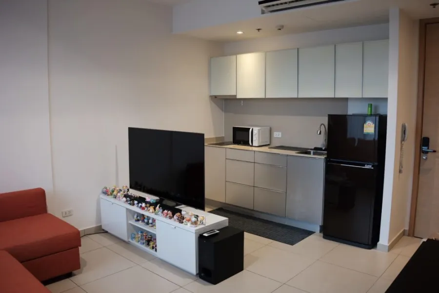 ให้เช่า คอนโด เดอะ ลอฟท์ เอกมัย 1ห้องนอน 1ห้องน้ำ มาพร้อมกับพื้นที่ใช้สอยเยอะสุดๆ จองด่วนเลยค่ะ