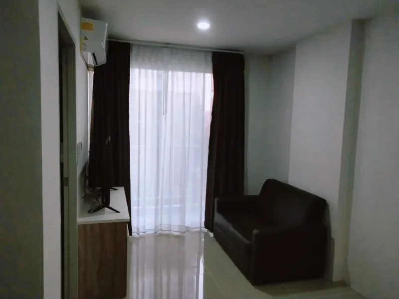 ขาย รอยัล ฮิลล์ รีสอร์ท บ่อวิน ห้องน่าอยู่ ตกแต่งมีสไตล์ ทำเลดี มาพร้อมเฟอร์นิเจอร์ครบครัน ห้ามพลาด