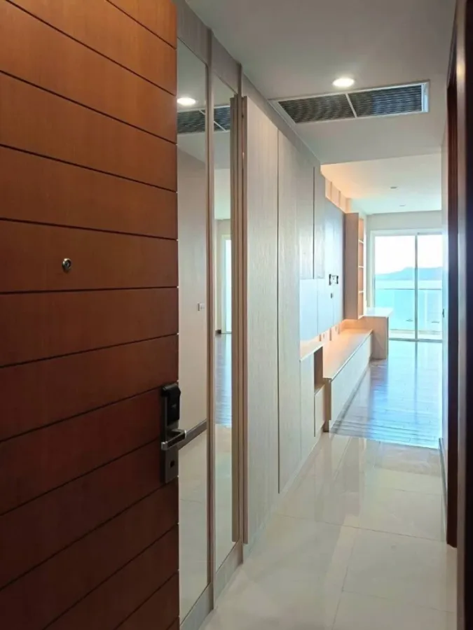 ให้เช่า Movenpick White Sand Beach ห้องชั้นสูง เฟอร์พร้อม กว้างขวางอยู่สบาย จองเลย