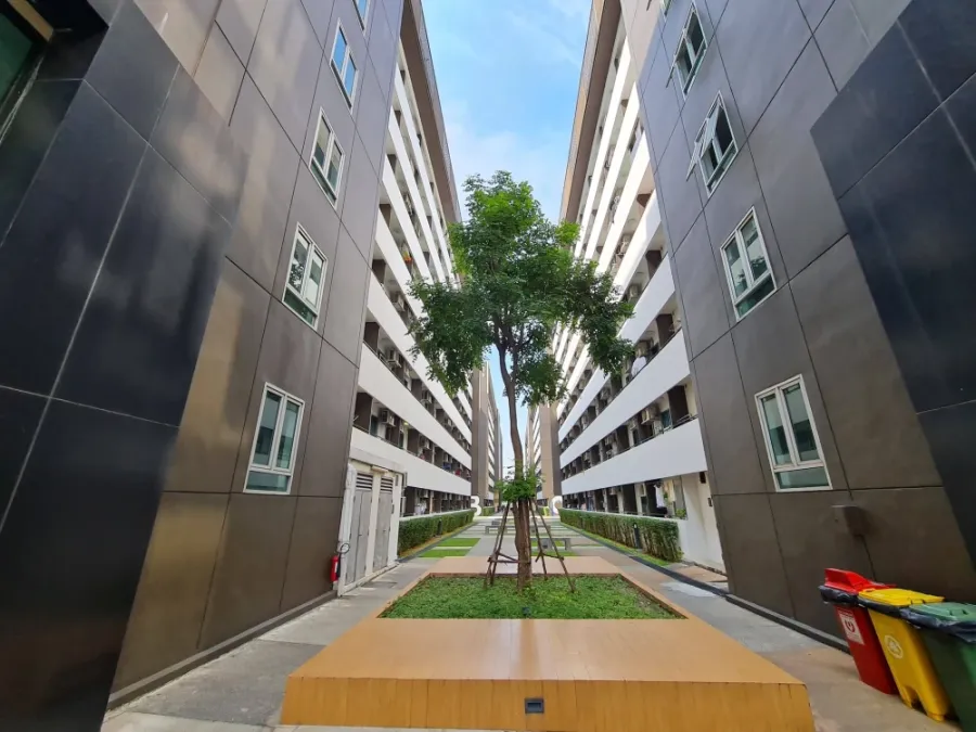 Plum Condo Phaholyothin 89 for sale. Ready to move in. Low floor, easy access. Book now!