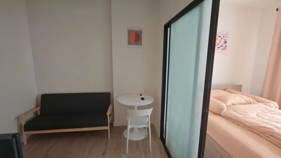 For rent: XIM Suksawat - Rama 3, 1 bedroom, 1 bathroom, 9th floor. Fully furnished and equipped with appliances. Book now!