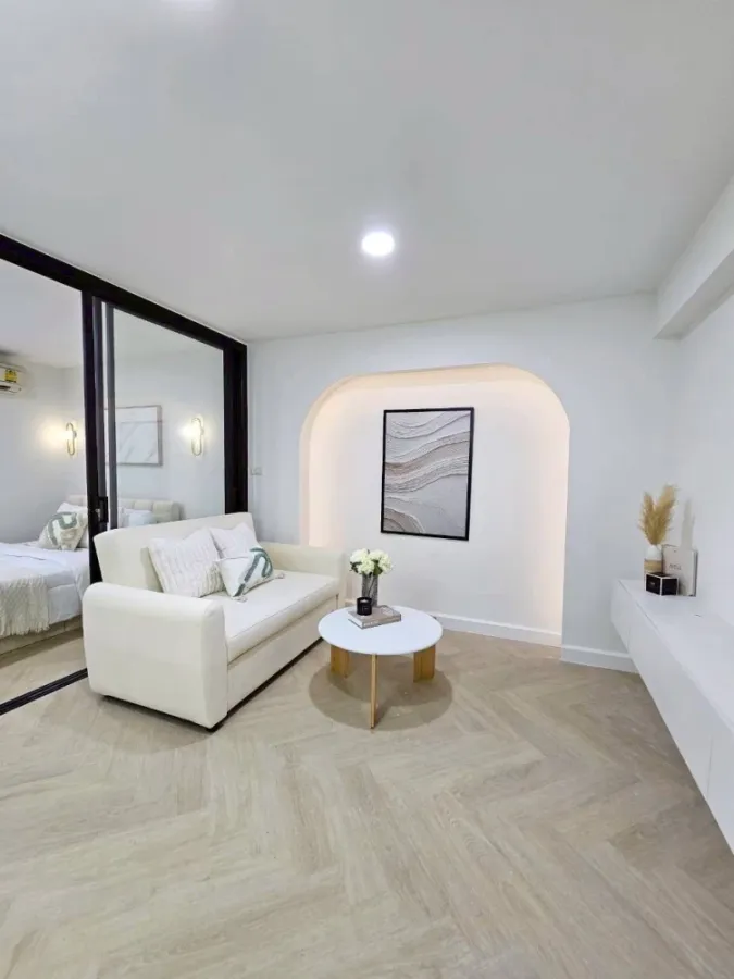 Ratchada City Condo for sale, spacious room, fully furnished + appliances, reserve now.