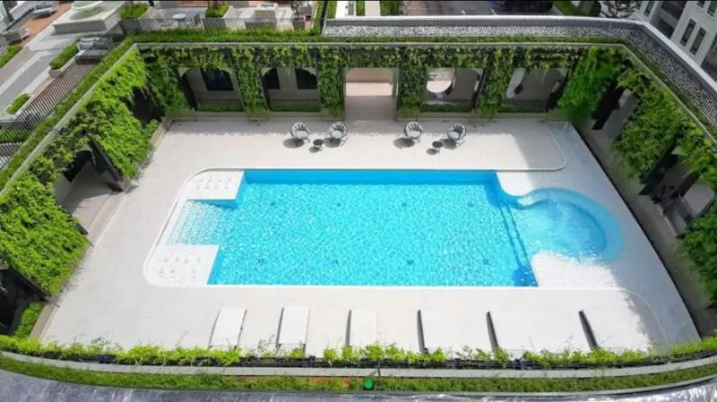 Aspire Asoke-Ratchada Condo for rent, new room, beautiful decoration, tight furniture, complete electrical appliances. End up in one room