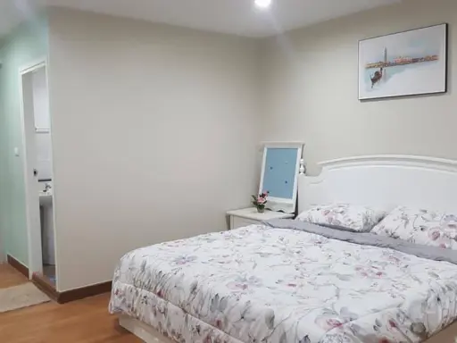 Regent Home Bangson for sale, a lovely room, decorated in a cool theme, lots of usable space, fully furnished, reserve now!