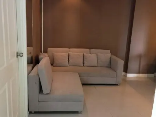 ขาย คอนโด บูทีค รัชดา 17 ห้องหัวมุม one bedroom ระเบียงกว้างขวาง มาเป็นเจ้าของได้แล้ววันนี้
