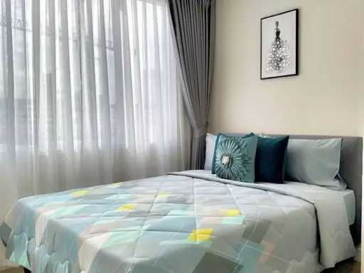 For rent, The Sky Sukhumvit, 3rd floor, beautiful room, fully decorated. Ready to move in immediately, reserve now, don't miss out.
