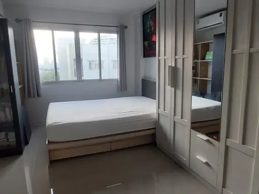 Urgent sale or rent!! Condo Lumpini Town Bodindecha-Ramkhamhaeng, 8th floor (maximum), fully furnished, ready to move in. Hurry up to reserve!!