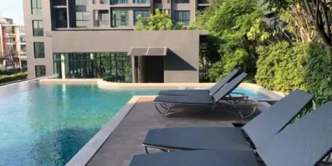 ด่วน !! ขายดาวน์คอนโด ดิ เอ็กซ์เซล กรูฟ ลาซาล 52 ชั้นสูง วิวสวย เดินทางสะดวก เฟอร์นิเจอร์แต่งครบ รีบจองเลย!!