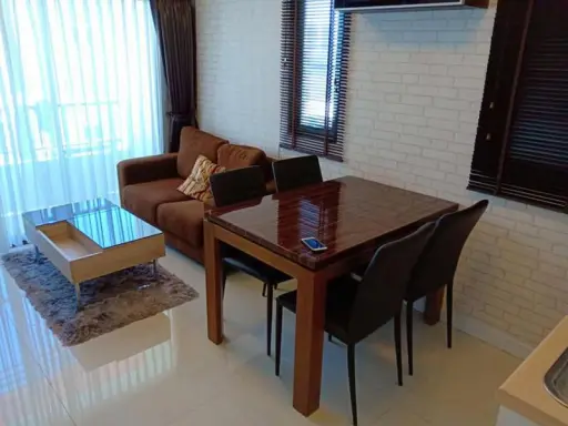 Quick sale, Summer Garden Chaengwattana 19, 8th floor, corner room with full set of furniture.