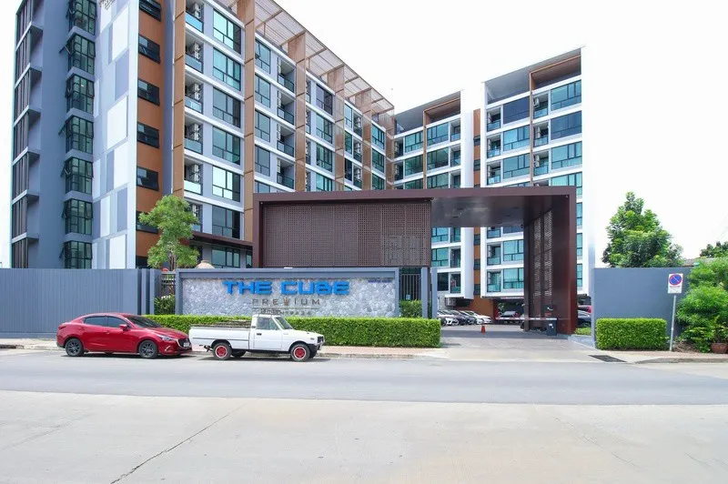 For sale: The Cube Premium Ramintra 34, 2nd floor, complete with furniture and appliances. Buy now.