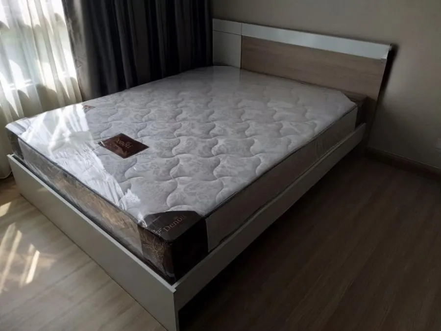 ห้องสตูดิโอ วิวดีชั้นสูง โซฟาใหญ่นั่งสบายสุดๆ สนใจจองเลยที่ Plum Condo Paholyothin 89 ให้เช่า