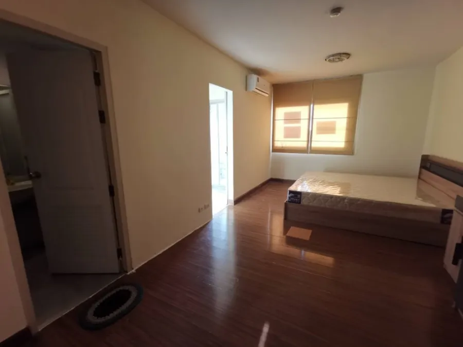 For rent!! Condo The Seasons Srinakarin, Studio room, 4th floor, fully furnished, ready to move in, don't miss it!!