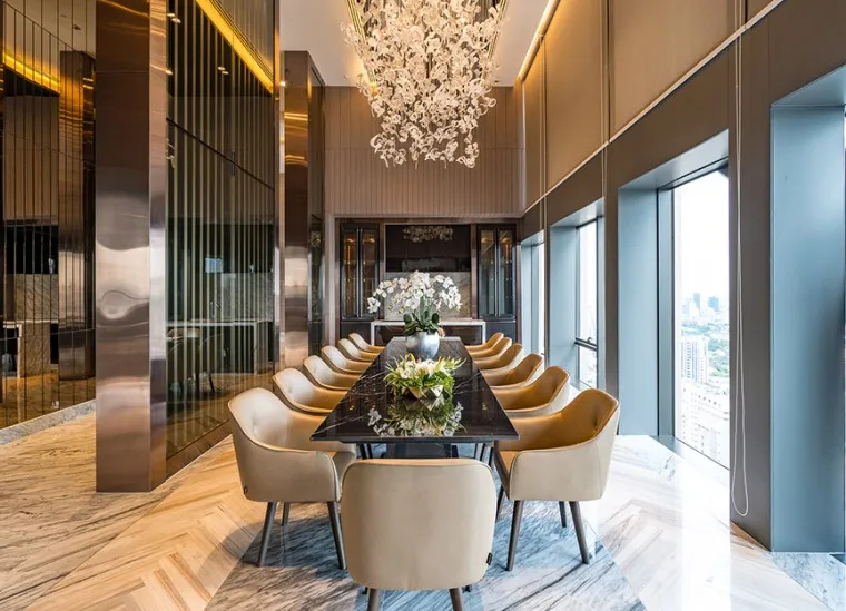 ให้เช่า The Esse At Singha Complex ห้องไซส์ใหญ่ พื้นที่เยอะมาก มีเฟอร์นิเจอร์ครบครันพร้อมเข้าอยู่