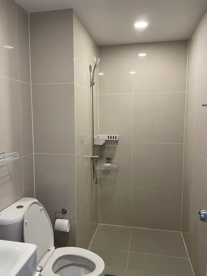 Condo for rent, Flexi Sathorn - Charoen Nakhon, studio room, decorated with built-in loft style, view of Icon Siam, don't wait.