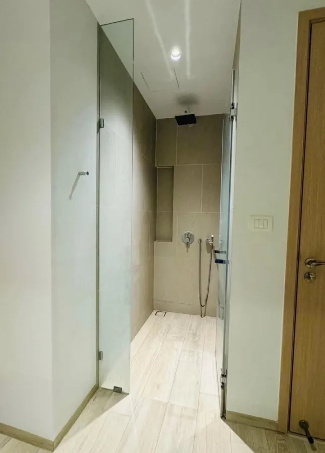ขายห้องโครงการ The Lofts Silom ห้องพร้อมอยู่ Fully furnished with built-in บอกเลยว่าห้ามพลาด