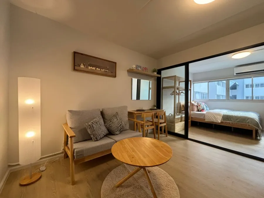 For sale: Mori Condominium, Muang Thong Thani, 4th floor room, swimming pool view, fully decorated, minimalist style, this comfortable place to live,